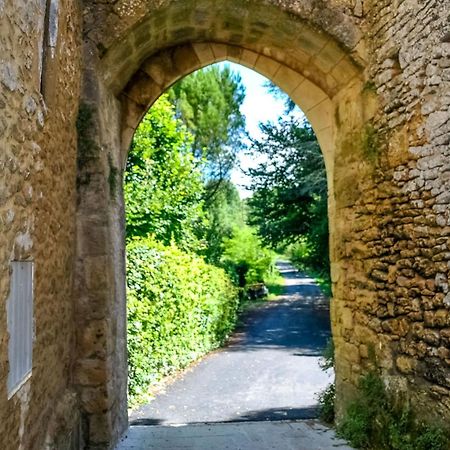 Ancienne Sechoir A Tabac Idealement Place A Limeuil Pour 4 Dans La Nature Buitenkant foto